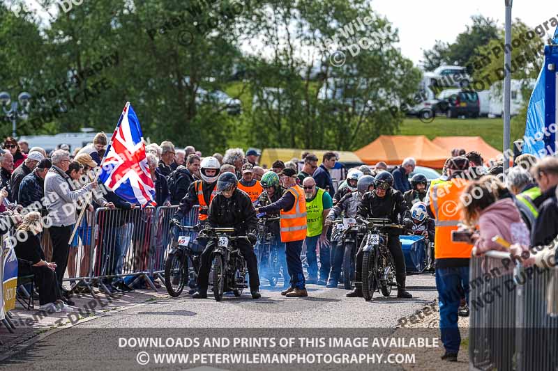 Vintage motorcycle club;eventdigitalimages;no limits trackdays;peter wileman photography;vintage motocycles;vmcc banbury run photographs